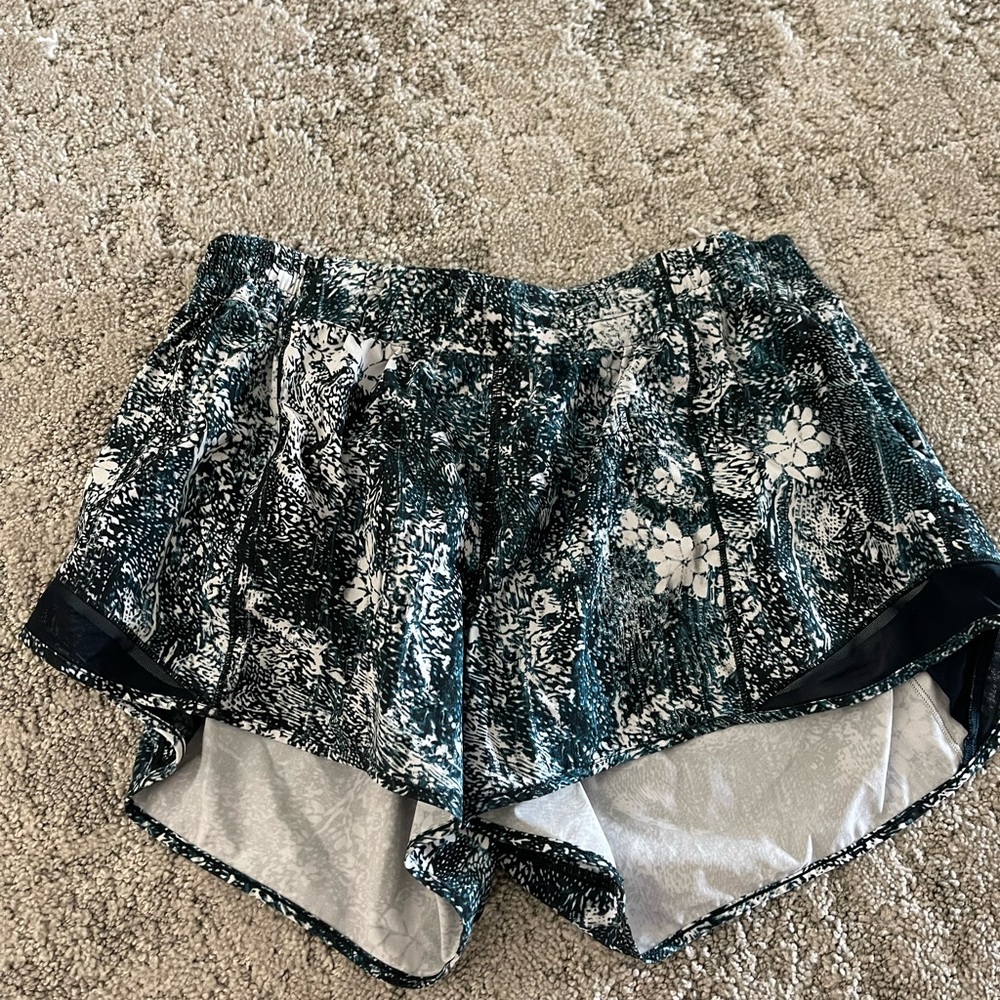 Lululemon Hotty Hot Shorts